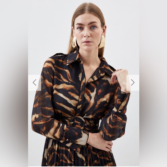 Petite Animal Georgette Pleated And Belted Woven Maxi Dress - Picture 3 of 8